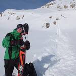 Albin's Landezone mit Überschlag - und ein weiteres Loch im Belag!